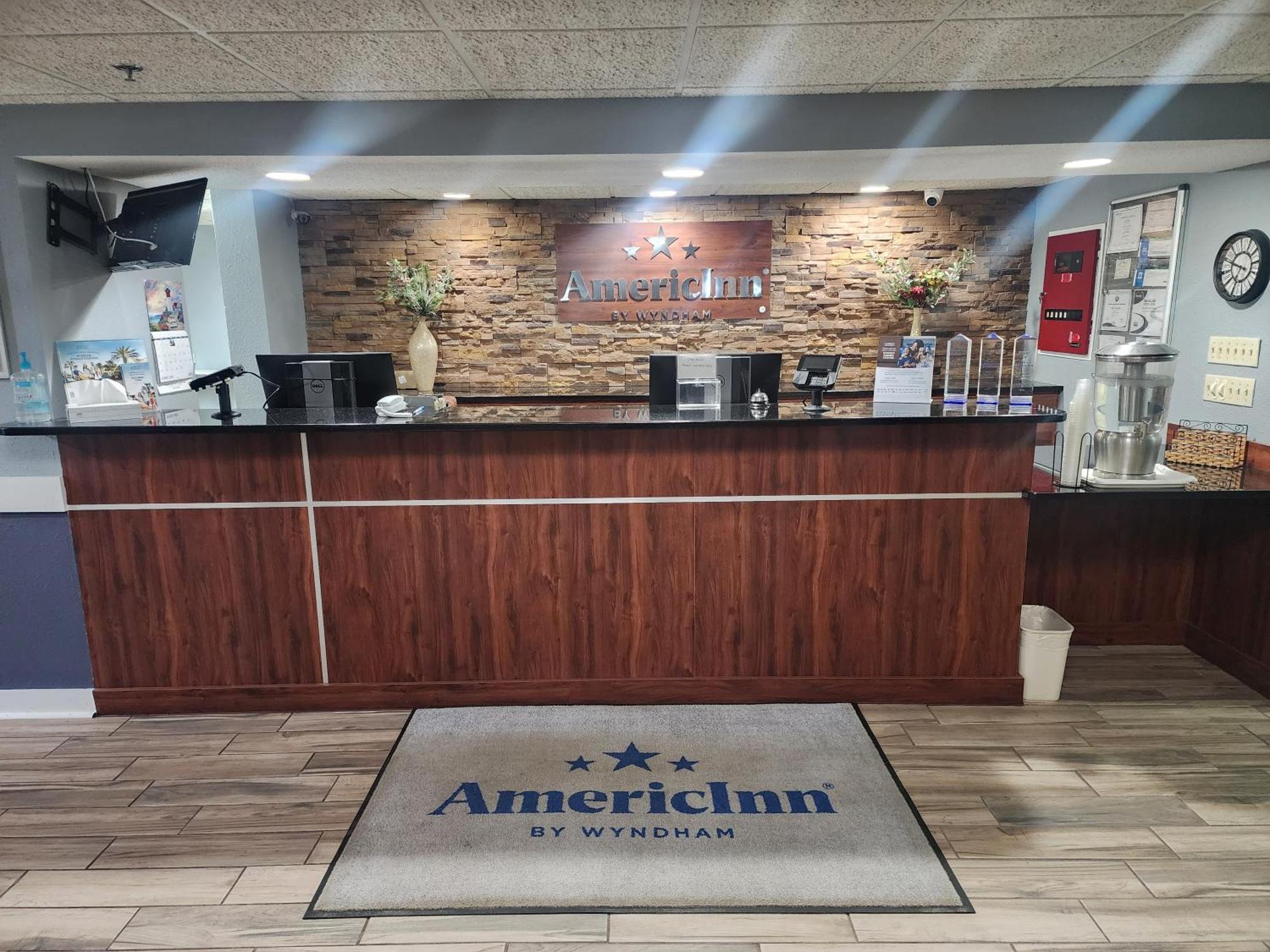 Americinn By Wyndham Austin Exterior foto
